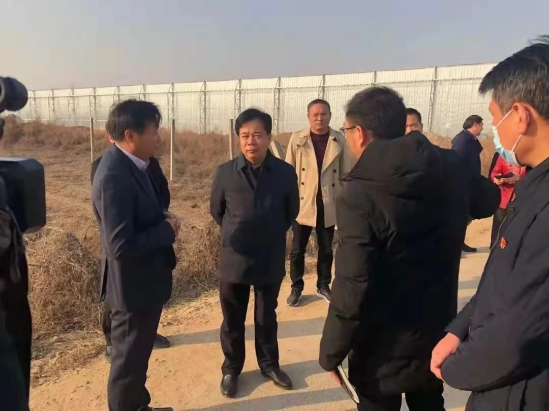 视察.jpg 视察.jpg